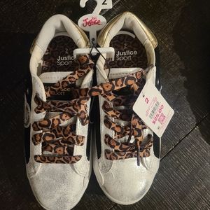 Girls shoes size 2 new